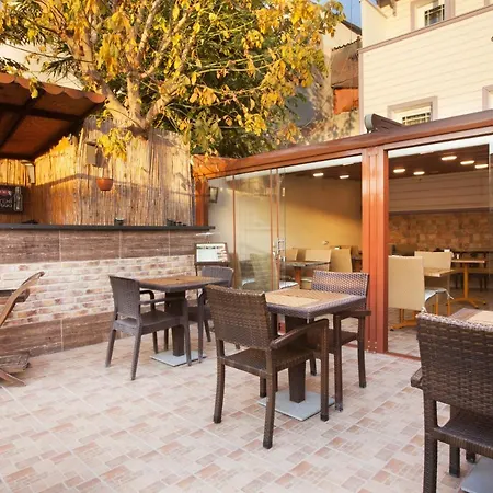 Aparthotel Aya Sergios 3*