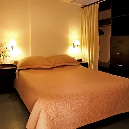 Aparthotel The Y 2*