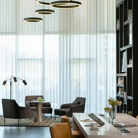 Hotel Centro Westside By Rotana 4*