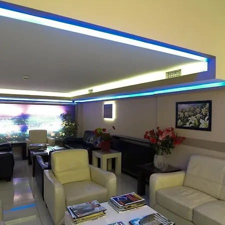 Timya Hotel 2*