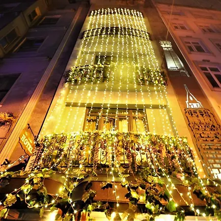The Beyoglu House 3*