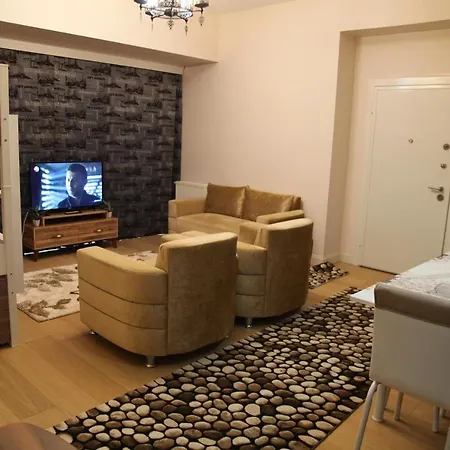 Venezia Suites Apartment *