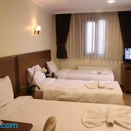 Real Life Hotel 2*