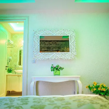Hotel Elegance Istanbul