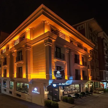Hotel Le Petit 3*