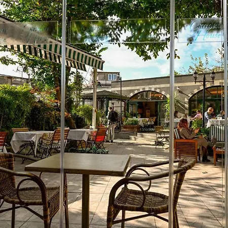 Hotel Rose Garden