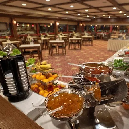 Rhiss Maltepe Otel 4*