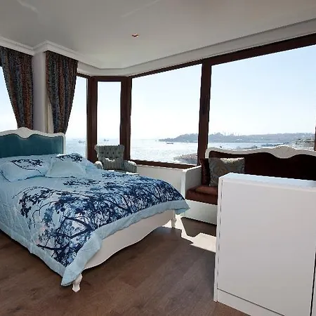 Molton Kabatas İstanbul