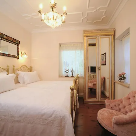 Erten Hotel Istanboel