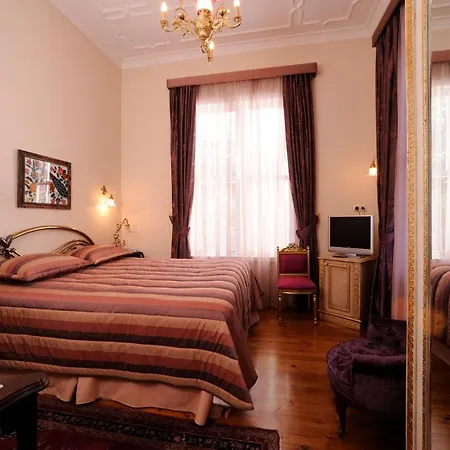 Otel Erten 4*