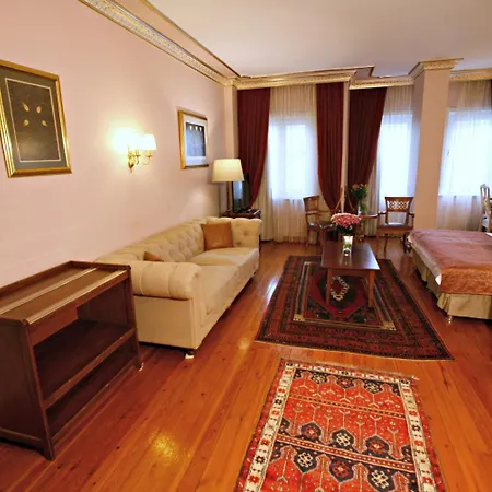 Uyan-special Category 3* Estambul