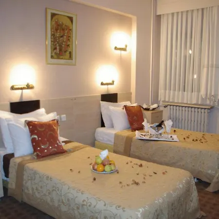 Esra Sultan Petrol Hotel