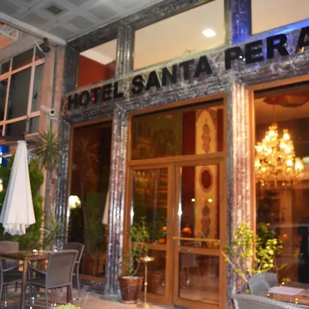 Santa Pera Otel 2*