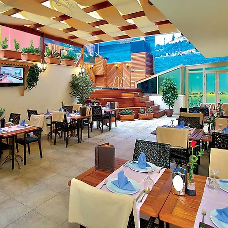 Hotel Sorriso 4*