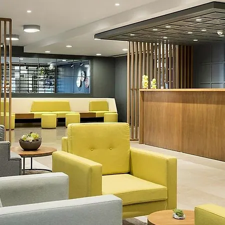 Отель Park By Radisson Atasehir Стамбул