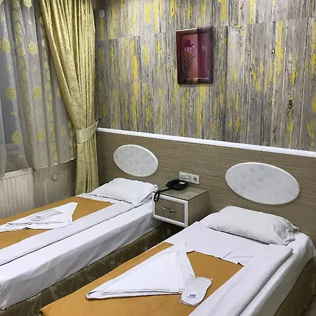 Grand Oral Hotel 3*