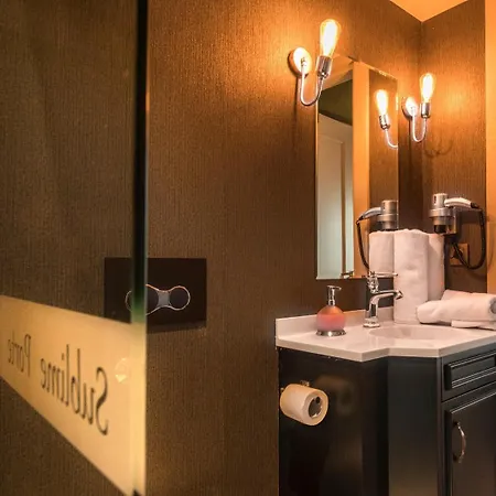 Mansion By Cheers Hotel 4*