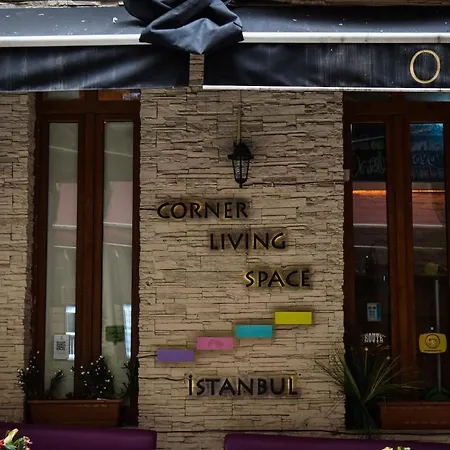 Oda ve Kahvaltı Corner Living Space