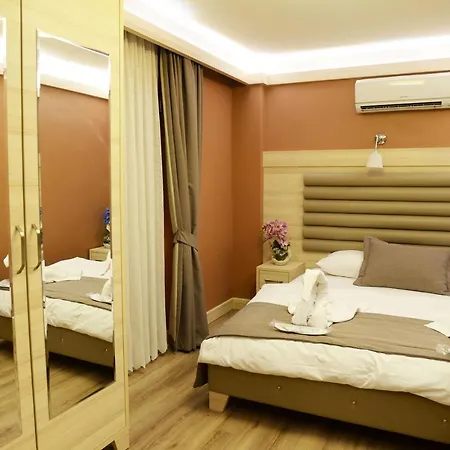 Park Royal Alkhaleej Hotel