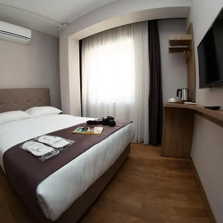 Hotel Jurnal