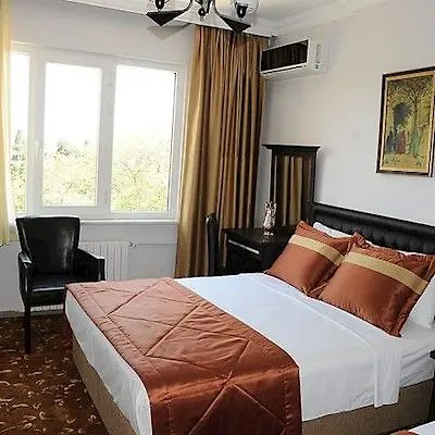Hotell Kuk 3*