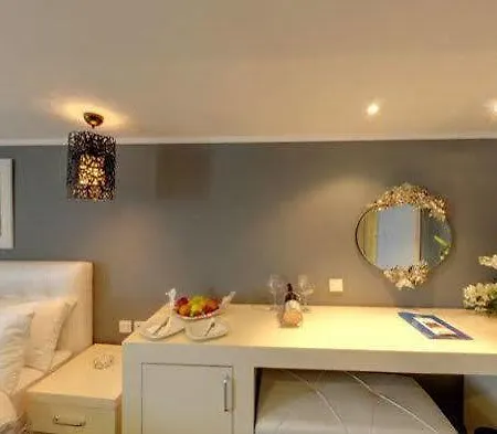 Hotel Adela 4*