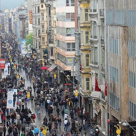 Hotel Istiklal 3*