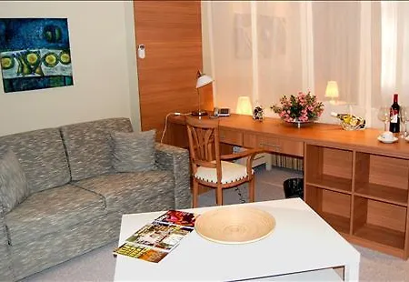 Hotel Istiklal 3*