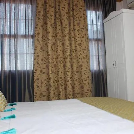 Otel The Trip Old