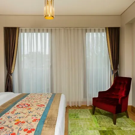 Hotel Obelisk &