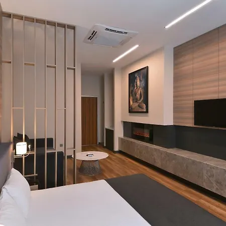 Nish & Hotel 3*