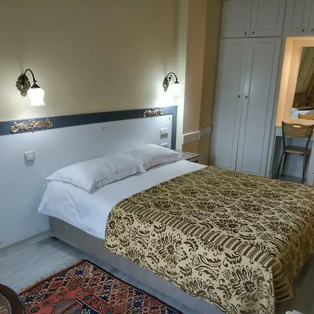 Hali Hotell
