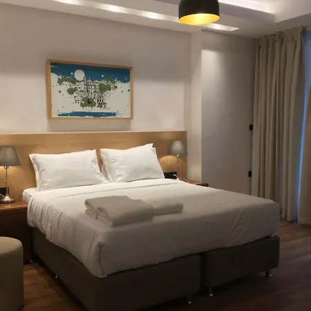 Four-g Hotel 2*