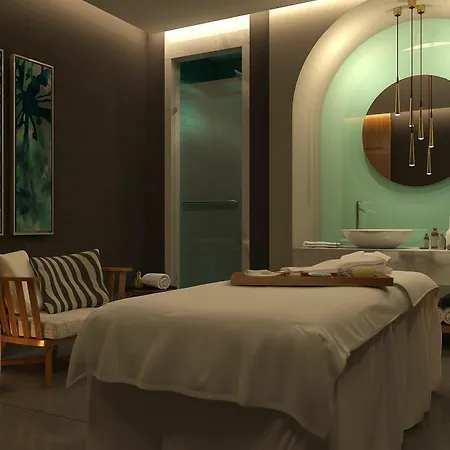 Elite World Grand Küçükyalı Hotel