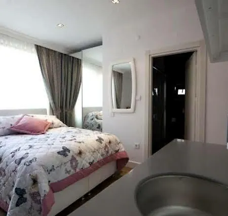 Otel Molton Kabatas 3*