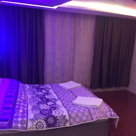Blue Tower Aparthotel 3*