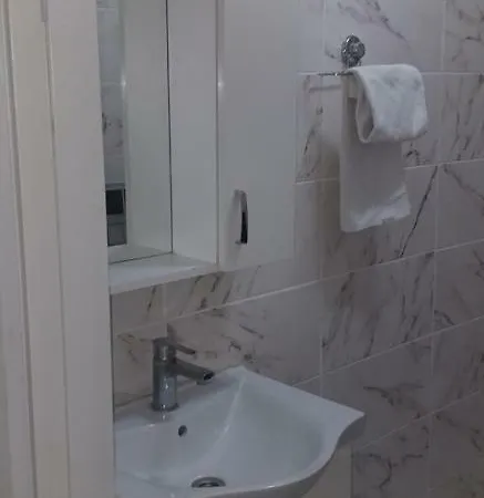 Blue Tower Aparthotel 3*