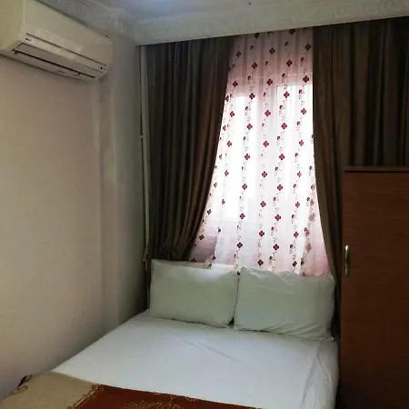 Hotel Cannady 3*