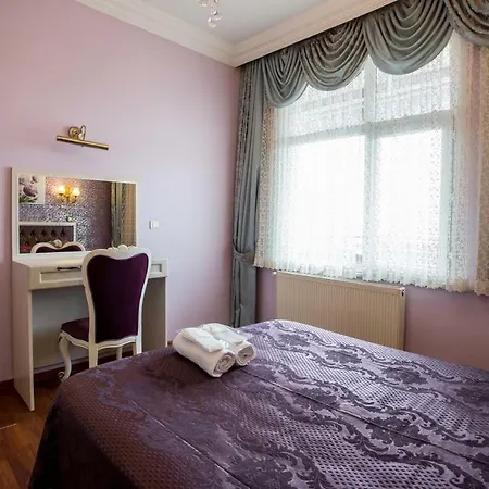 Salimbey Aparthotel 3*