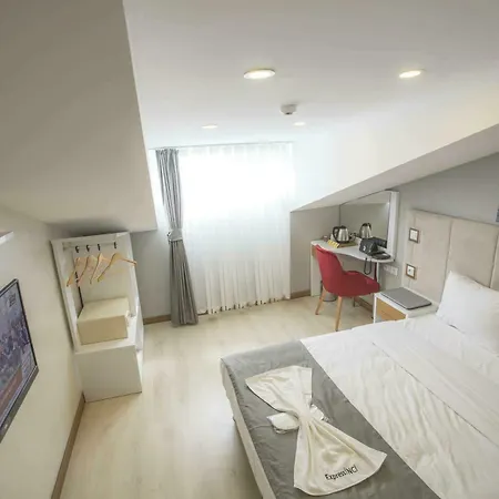 Hotel Express Inci Estambul