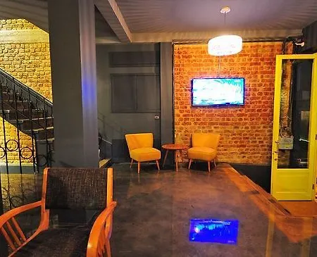 Pera Luna Hotel