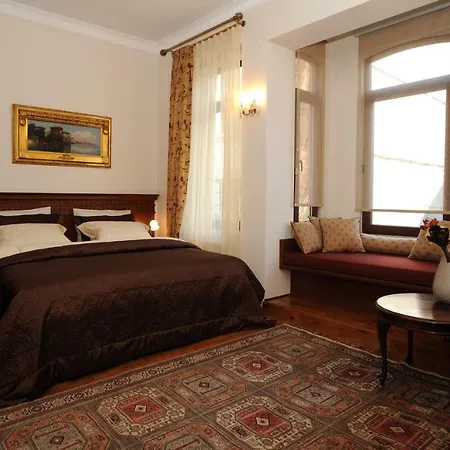 Sam Istanbul