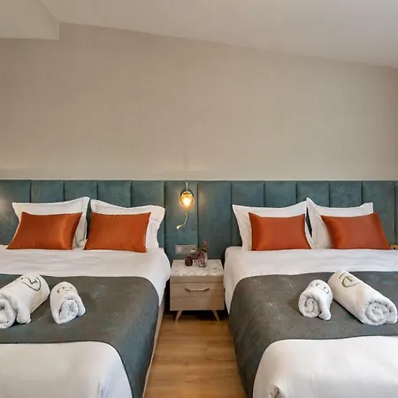 Hotel Nika & Cafe Istanbul