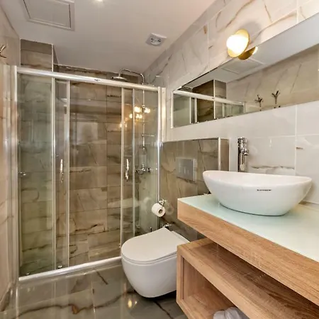 Nika & Cafe Hotel Istanbul