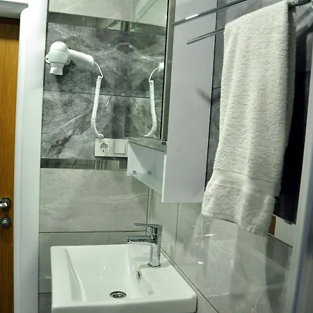 Cmy Aparthotel
