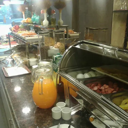 Hotel Taxim 3*