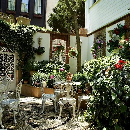 Erten İstanbul