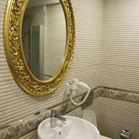 塔克西姆佩里套房公寓式酒店 2* 伊斯坦布尔