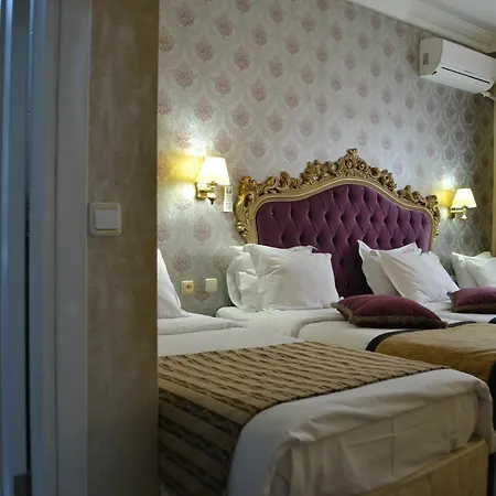 Hotel In 3*