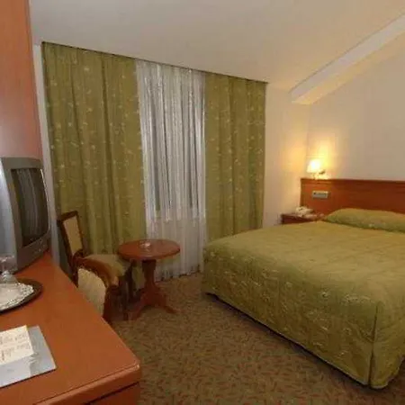 Hotel Grand Yavuz Sultanahmet 4*